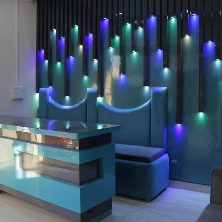 Dolphin Guest House Матхура Экстерьер фото